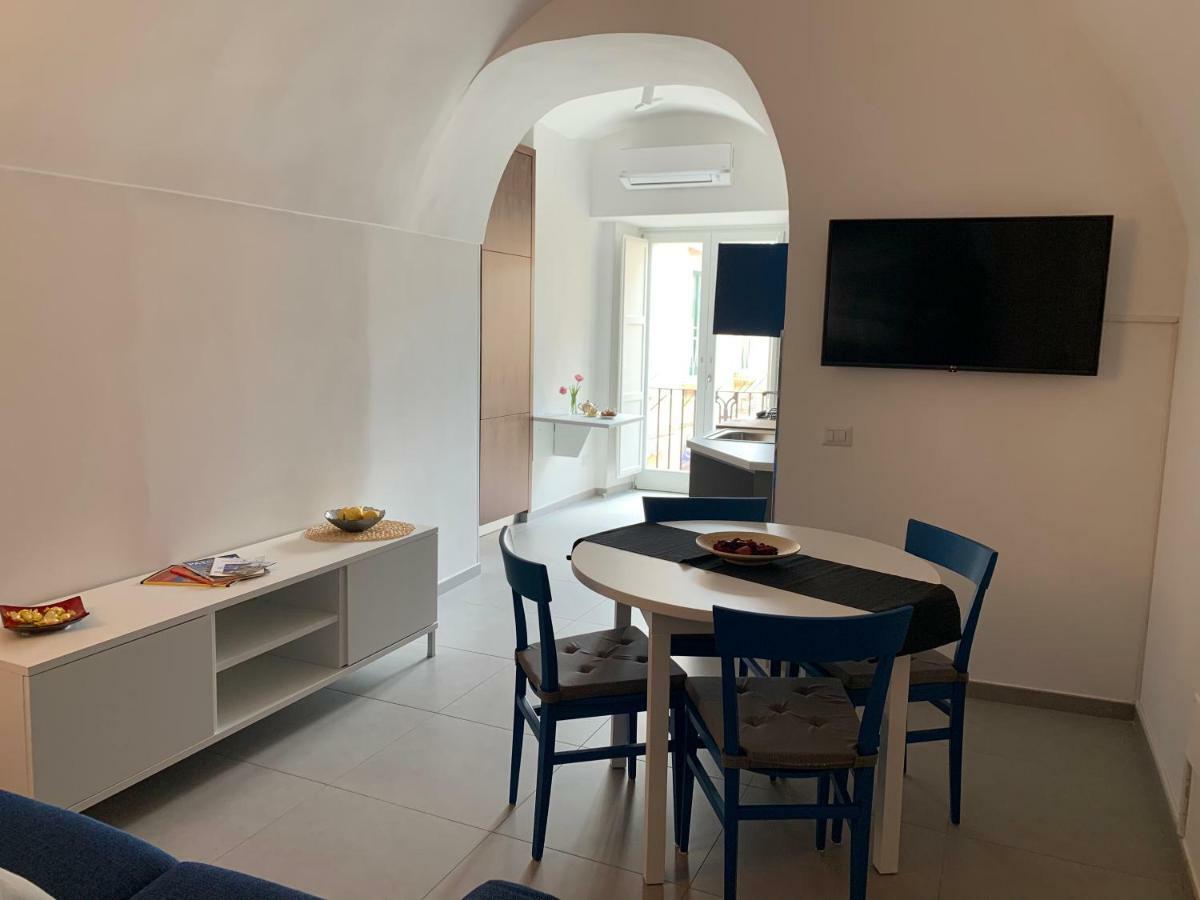 Amalfi Sea View First Floor “Casa Mia “ヴィラ エクステリア 写真